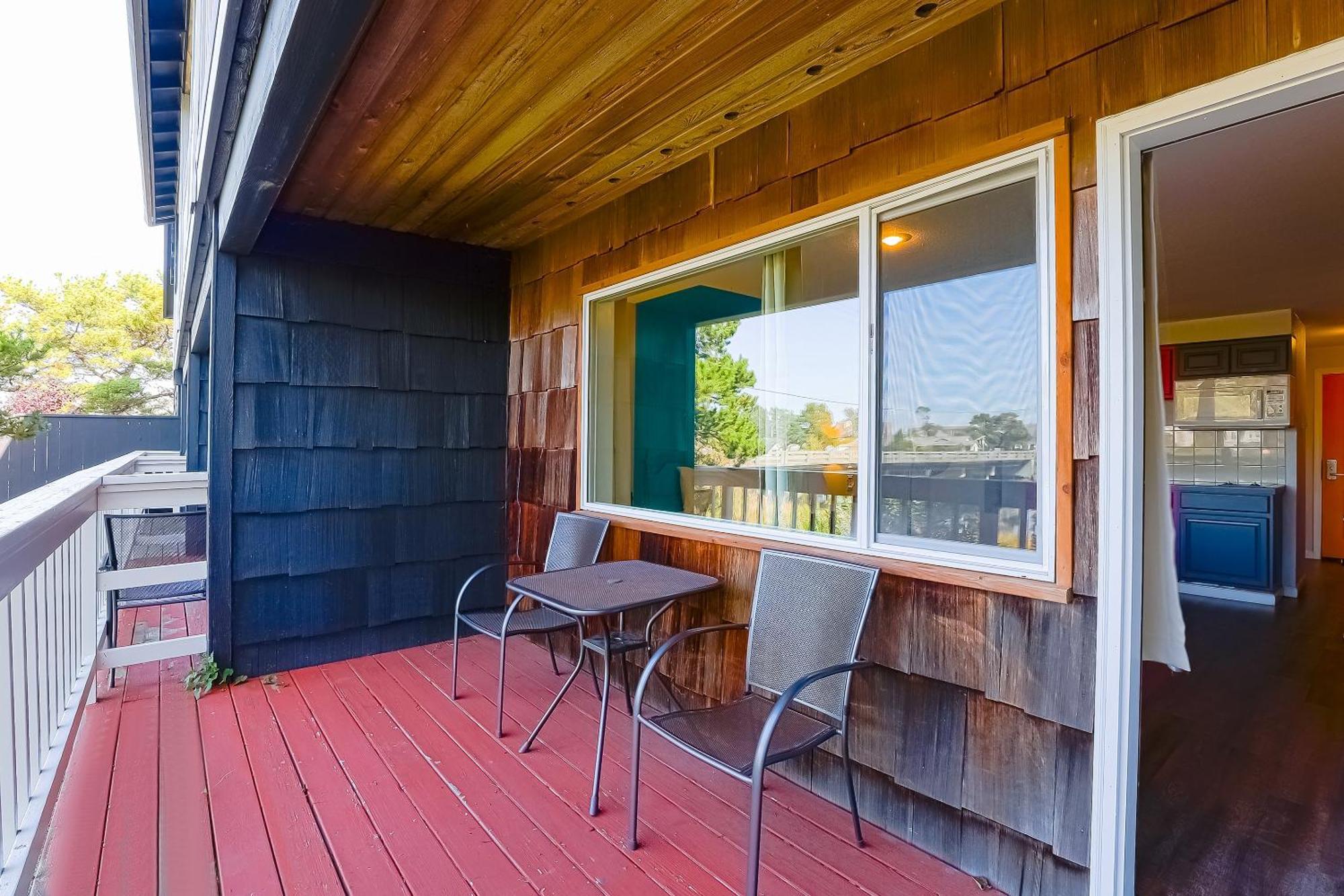 Coast River Inn By Oyo Seaside Exteriör bild